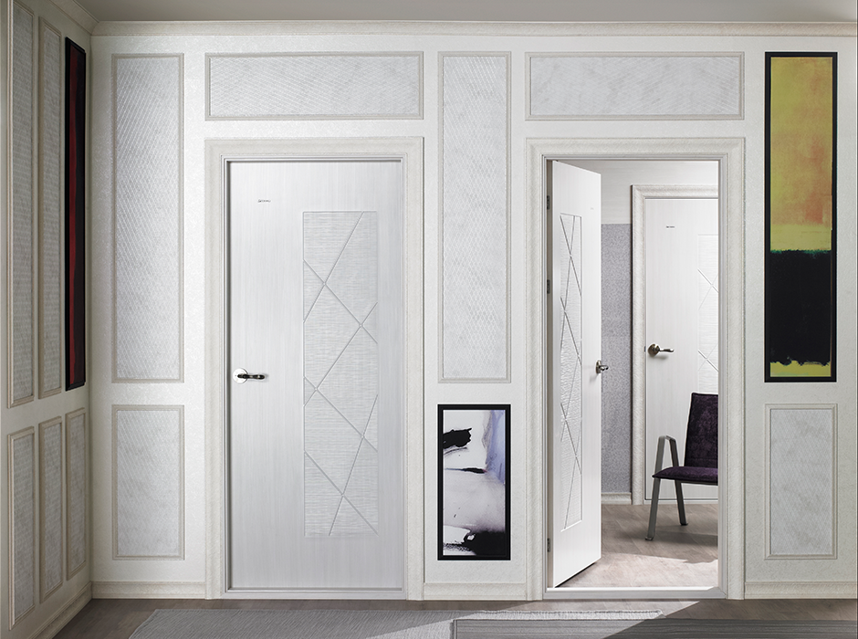 phào chỉ cửa trước