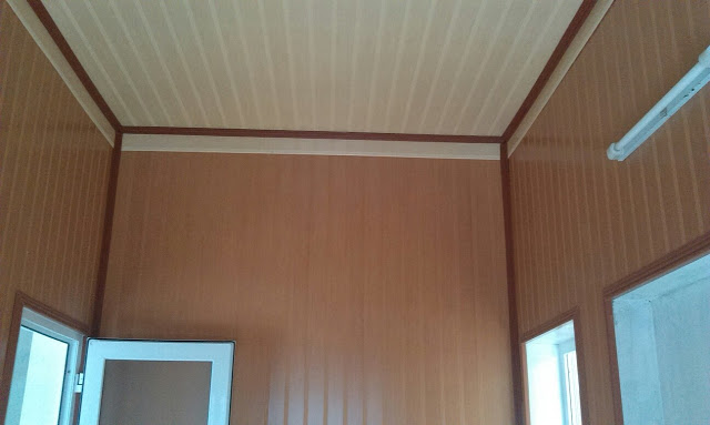 giá tấm nhựa ốp trần nhà