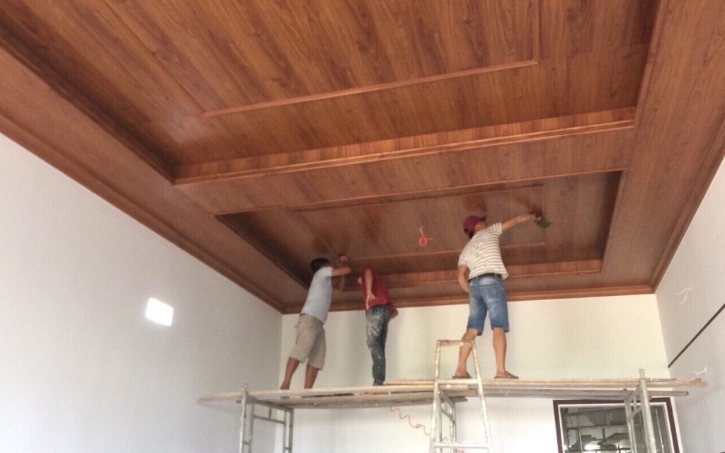 tấm nhựa ốp trần giá rẻ